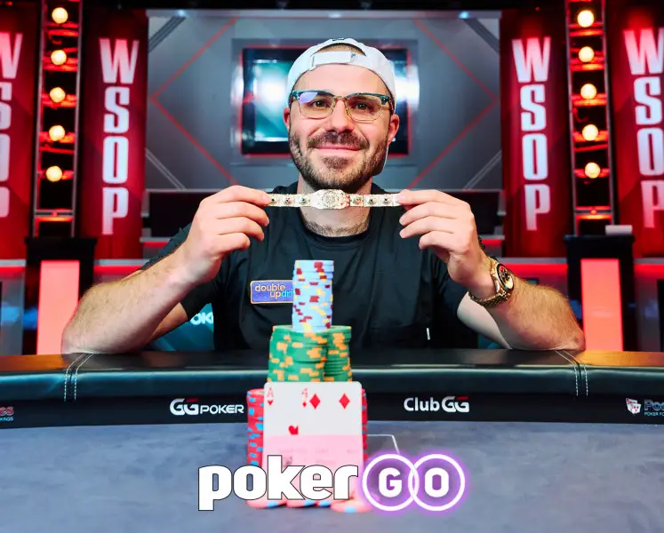 הכירו לעומק את דן סמית' (Dan Smith) המקצוען השקט של הפוקר: הגאון האנליטי שהרוויח כ-50 מיליון דולר, אבל עדיין לא הצליח לזכות בצמיד WSOP.